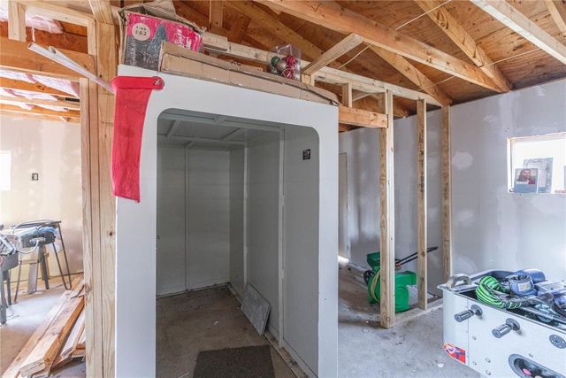 229 Burk Drive, Del City, OK 73115