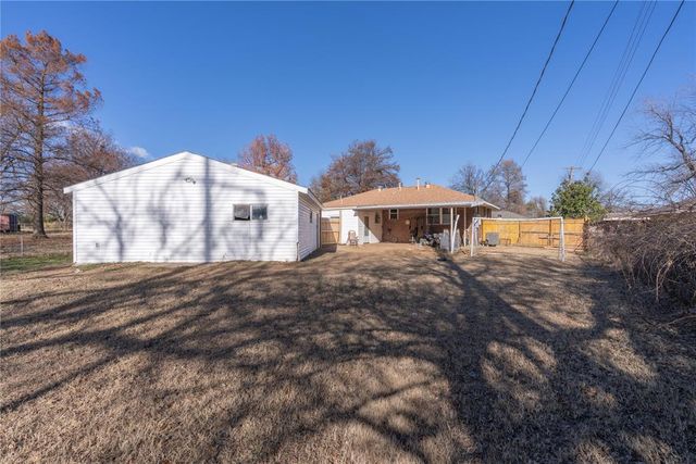 229 Burk Drive, Del City, OK 73115