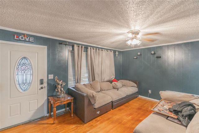 229 Burk Drive, Del City, OK 73115