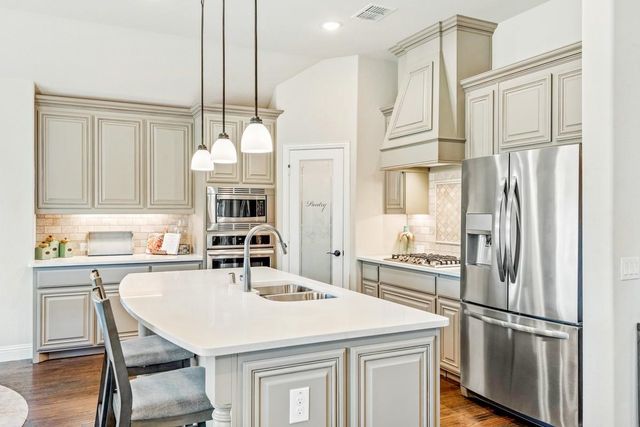 3113 Coral Ridge Court, Mesquite, TX 75181