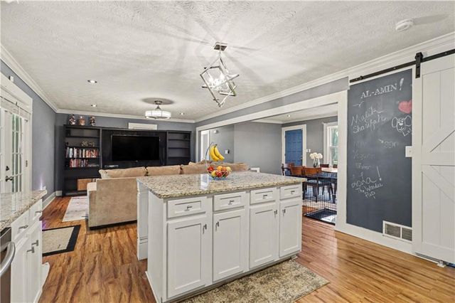 390 Dot Drive, Atlanta, GA 30349