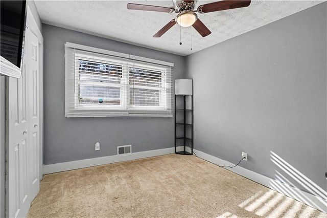 390 Dot Drive, Atlanta, GA 30349