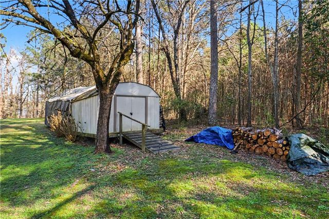 390 Dot Drive, Atlanta, GA 30349