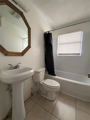 2005 Huntington Drive, Arlington, TX 76010