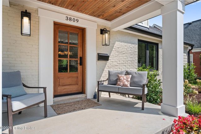 3809 Saint Germaine Ct, Louisville, KY 40207