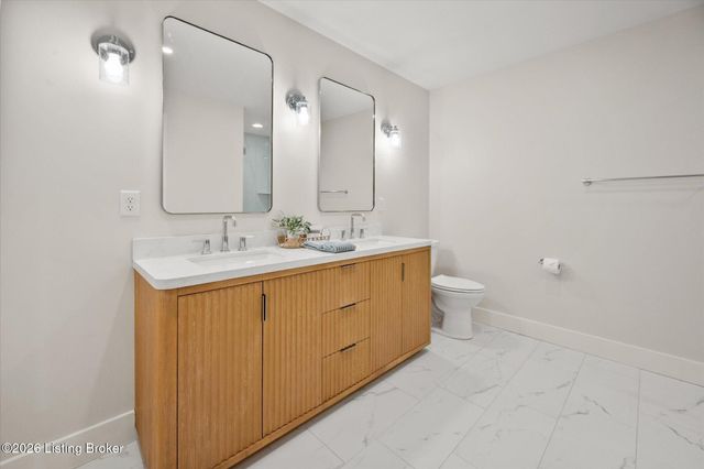 3809 Saint Germaine Ct, Louisville, KY 40207