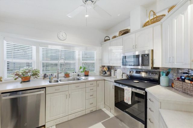 727 BUTTERFIELD CIRCLE, Englewood, FL 34223