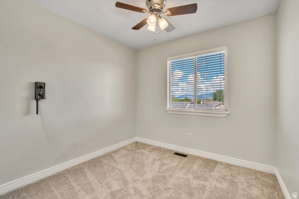 Image 15 of property listing at 6688 S DUCHESS ST, West Jordan, UT 84081