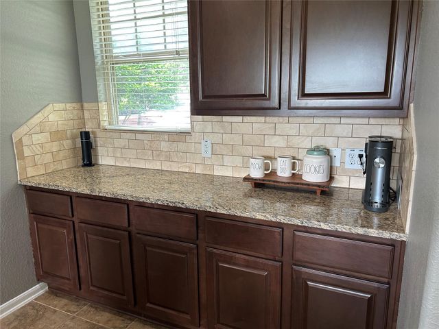 11314 Crestbrook Park Lane, Tomball, TX 77375