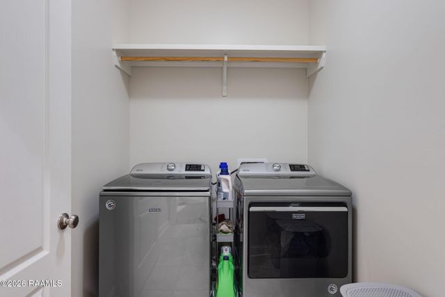 501 Southeastern Avenue, Rayne, LA 70578