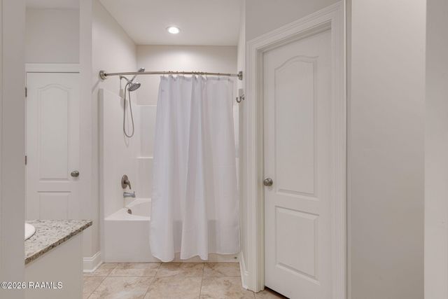 501 Southeastern Avenue, Rayne, LA 70578