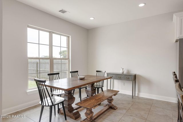 501 Southeastern Avenue, Rayne, LA 70578