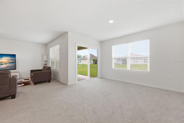 19142 NW 164TH ROAD, High Springs, FL 32643