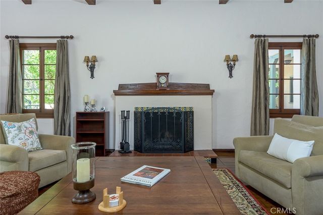 752 Glenview, Glendale, CA 91202