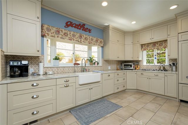 752 Glenview, Glendale, CA 91202