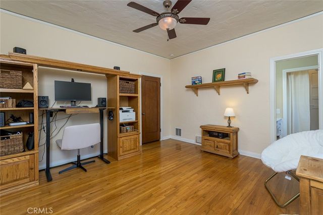 752 Glenview, Glendale, CA 91202