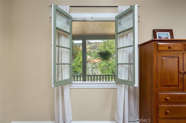 752 Glenview, Glendale, CA 91202