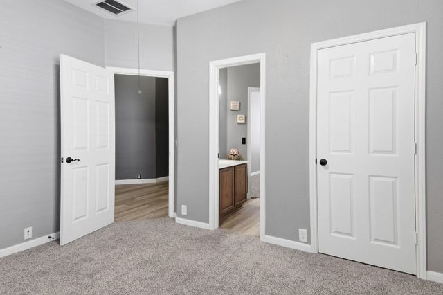 2157 Paradise Ridge DR, Round Rock, TX 78665