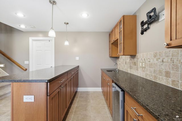 1204 S Mill Point Circle, Manhattan, KS 66503