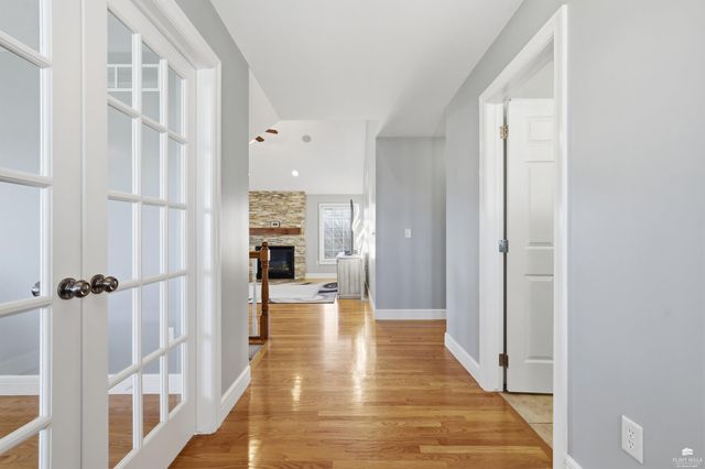 1204 S Mill Point Circle, Manhattan, KS 66503