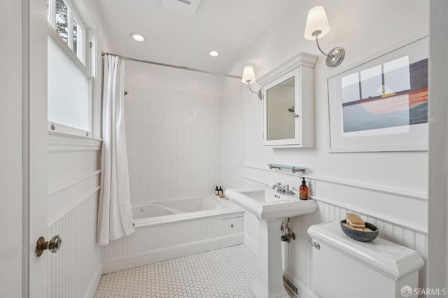 1990 8th Avenue, San Francisco, CA 94116