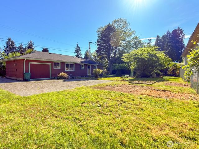 638 S 160th Street, Burien, WA 98148