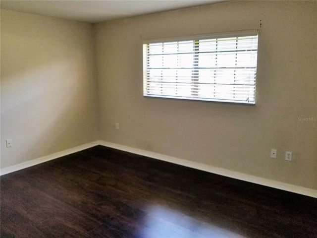 6100 GULFPORT BOULEVARD S 102, Gulfport, FL 33707