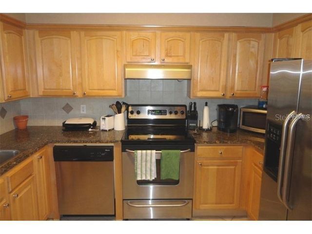 6100 GULFPORT BOULEVARD S 102, Gulfport, FL 33707