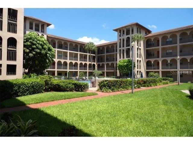 6100 GULFPORT BOULEVARD S 102, Gulfport, FL 33707