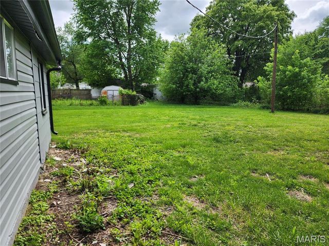 6 Irma Lane, Fairview Heights, IL 62208