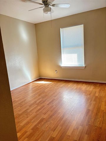 3422 Angel Lane, Houston, TX 77045