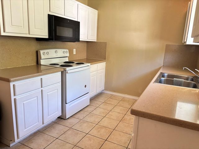 3422 Angel Lane, Houston, TX 77045