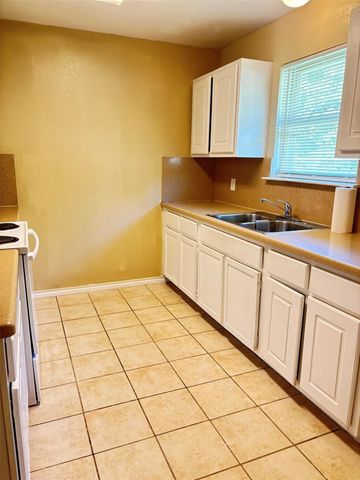 3422 Angel Lane, Houston, TX 77045