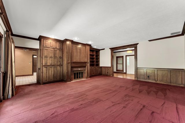 6317 S Glenridge Drive, Springfield, MO 65804