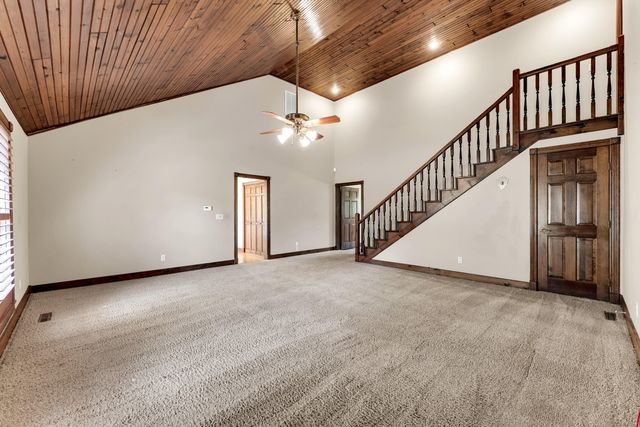 6317 S Glenridge Drive, Springfield, MO 65804