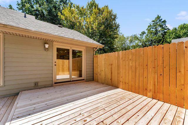 6317 S Glenridge Drive, Springfield, MO 65804