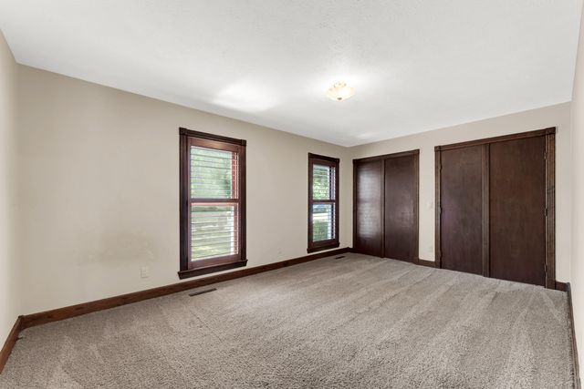 6317 S Glenridge Drive, Springfield, MO 65804