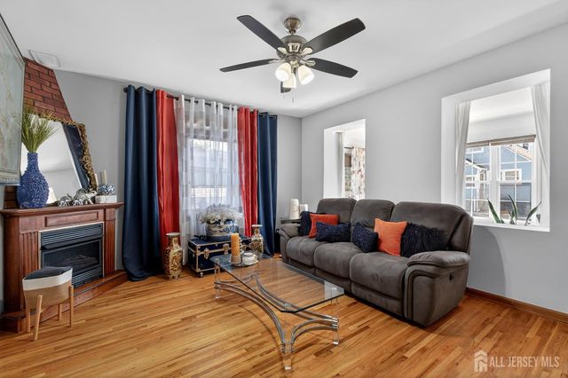 4 Jeanette Street, Carteret, NJ 07008