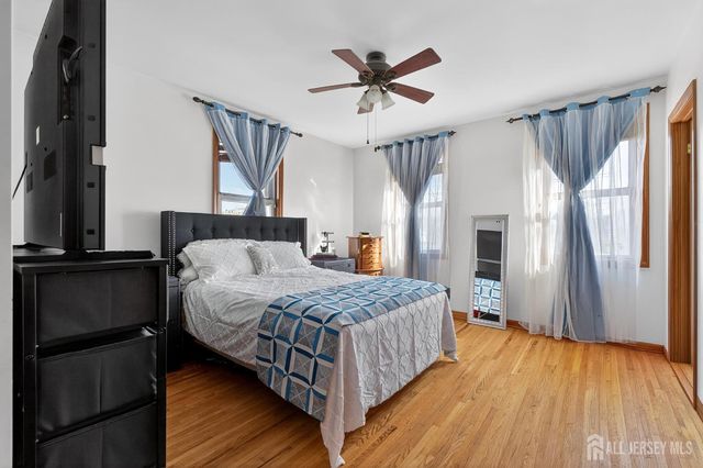 4 Jeanette Street, Carteret, NJ 07008