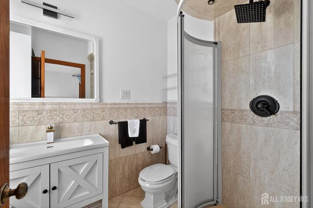 4 Jeanette Street, Carteret, NJ 07008