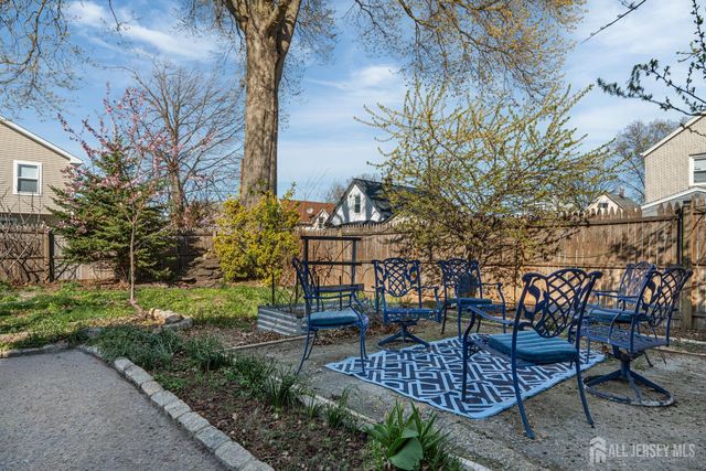 4 Jeanette Street, Carteret, NJ 07008