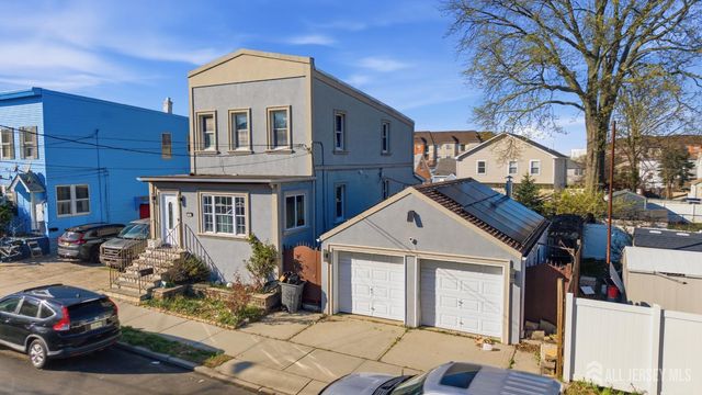 4 Jeanette Street, Carteret, NJ 07008