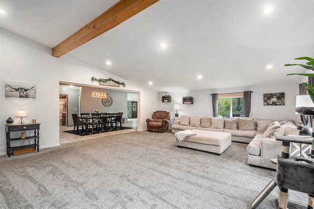 8861 S Big Buck Lane, Newaygo, MI 49337