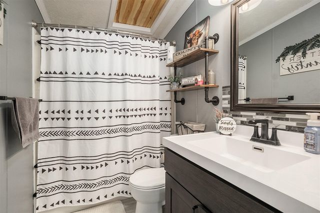 8861 S Big Buck Lane, Newaygo, MI 49337