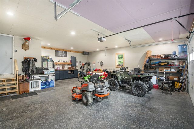 8861 S Big Buck Lane, Newaygo, MI 49337