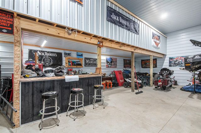 8861 S Big Buck Lane, Newaygo, MI 49337