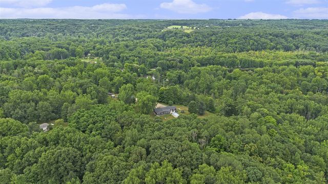 8861 S Big Buck Lane, Newaygo, MI 49337