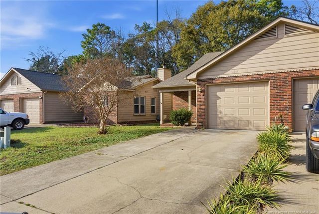 2644 Burke Lane, Hope Mills, NC 28306