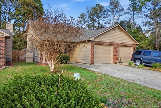 2644 Burke Lane, Hope Mills, NC 28306