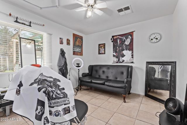 6814 W BERKELEY Road, Phoenix, AZ 85035